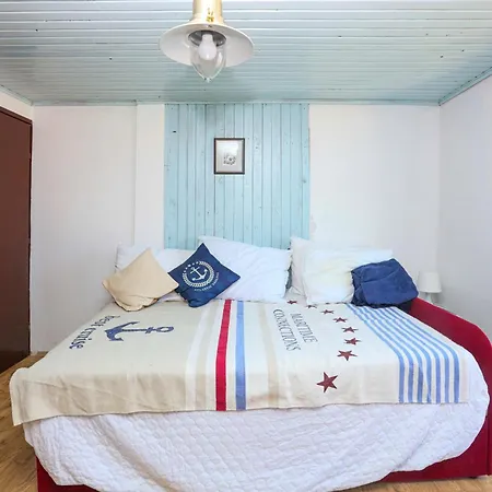 With A Parking Space Biograd Na Moru, Biograd - 23705 Apartment *